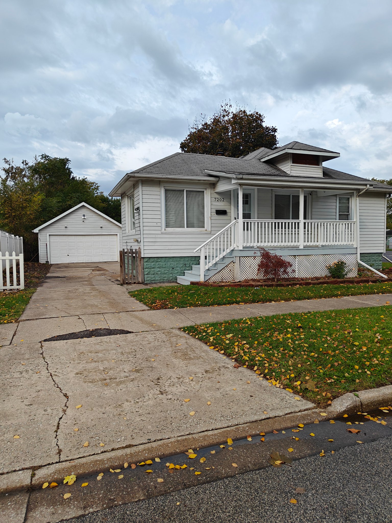 Hammond House: 7202 Chestnut Ave