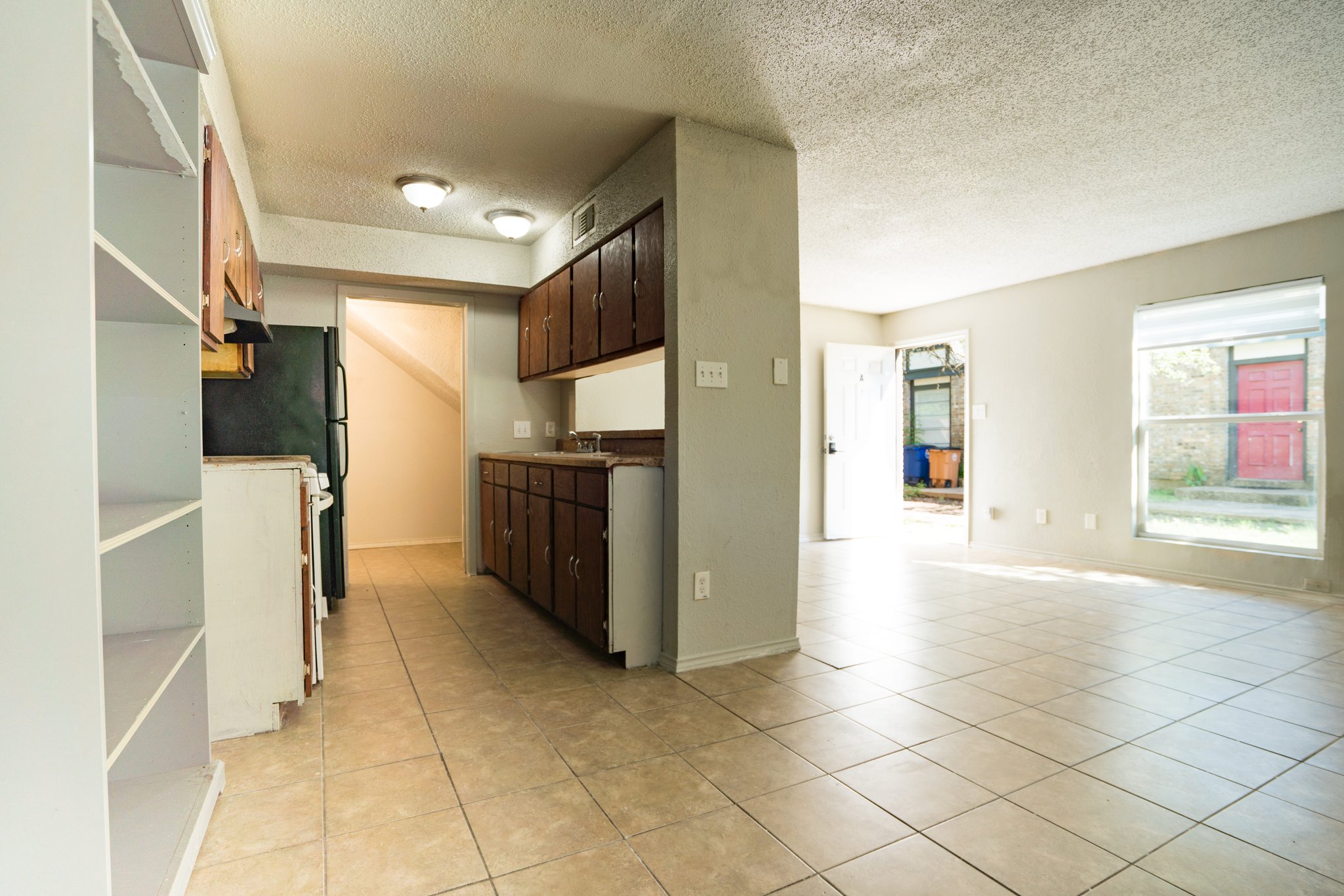 Austin Multiplex: 5805 Cougar Dr
