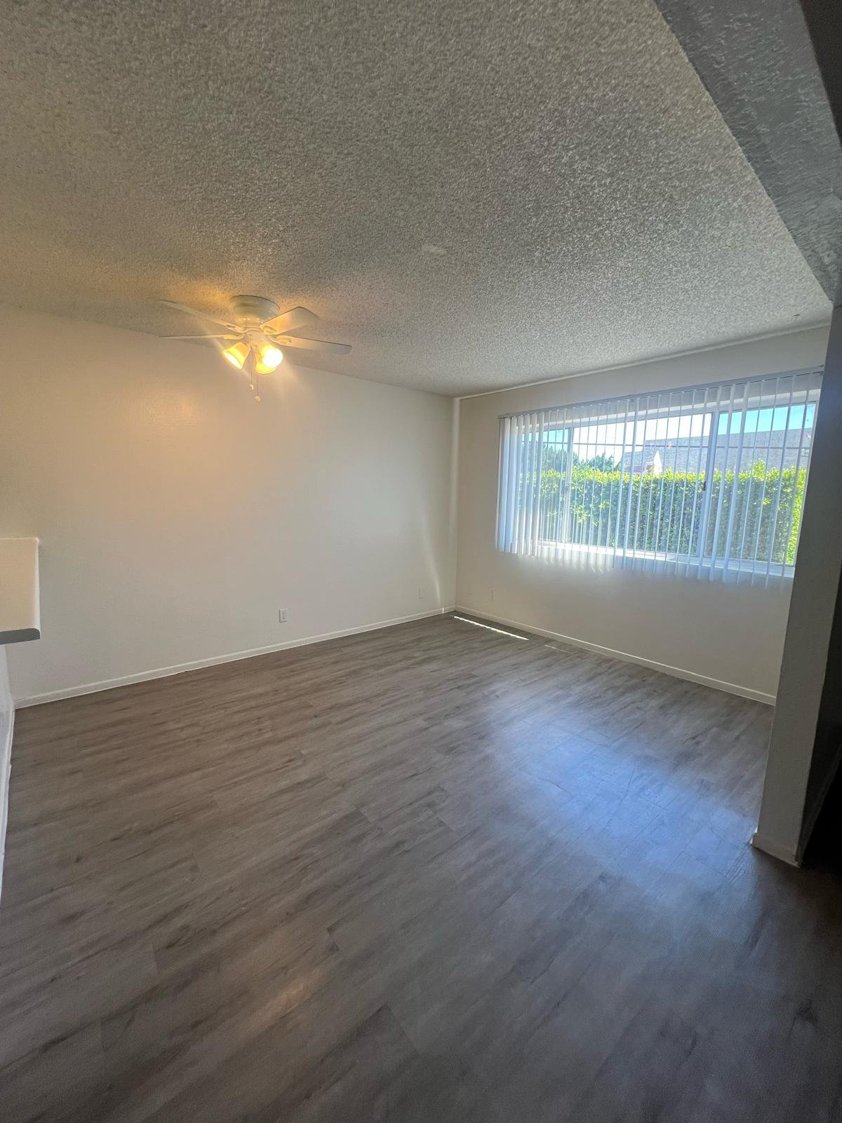 Wilmington Apartment: 1132 N Wilmington Blvd