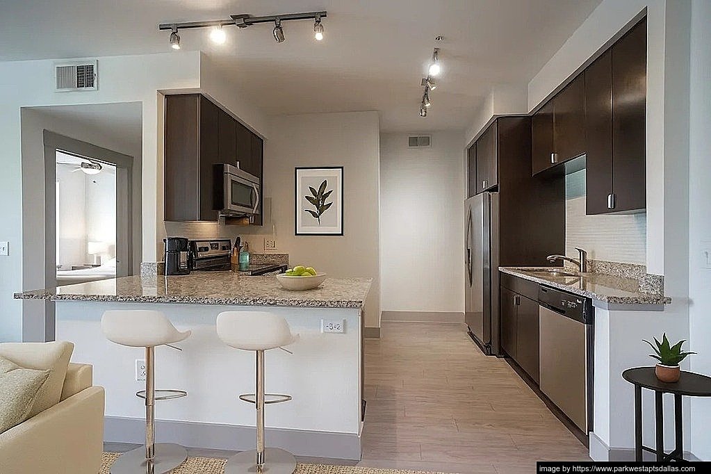 Dallas Apartment: 3109 Douglas Ave.