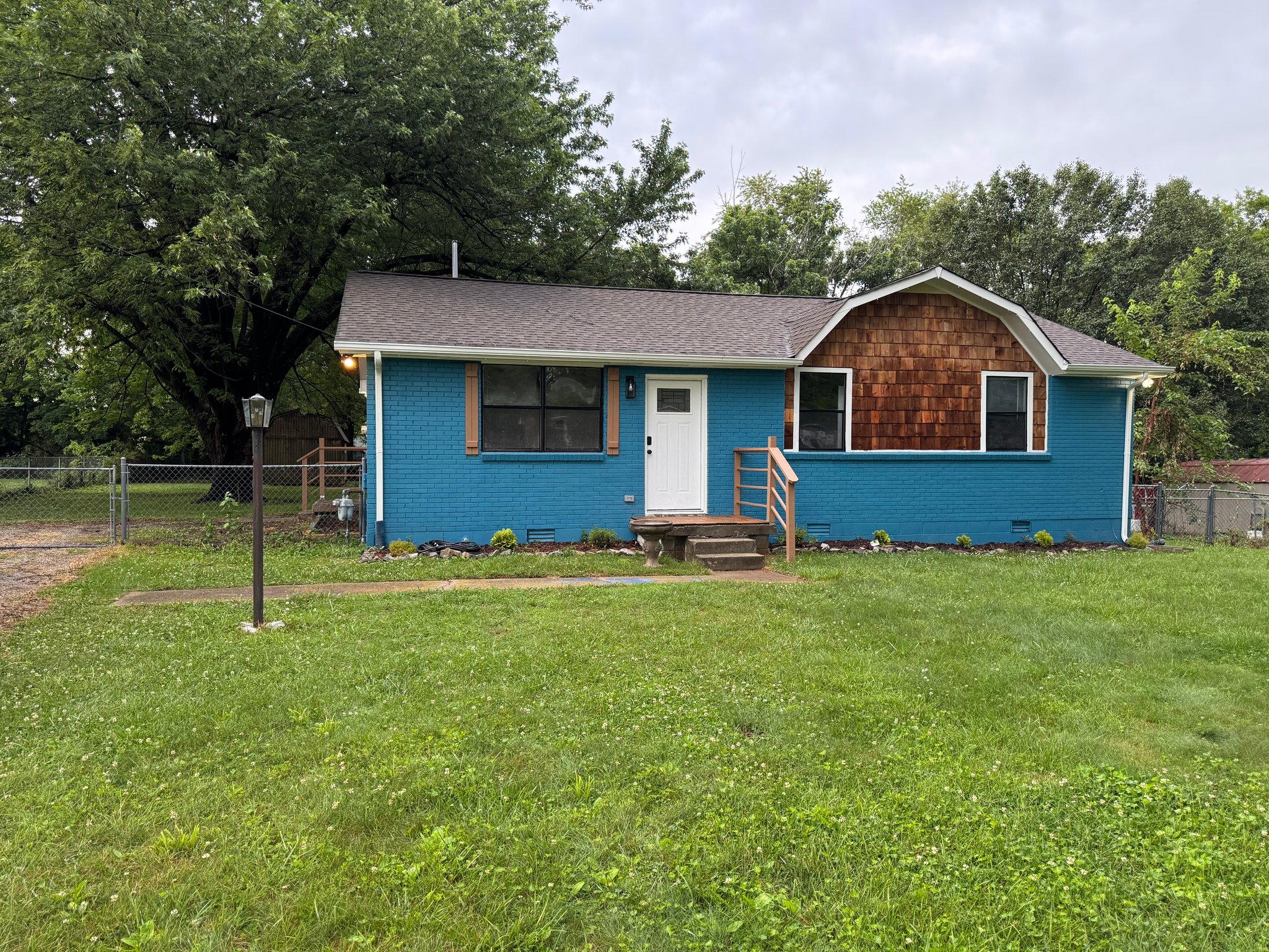 Portland House: 112 William Dr