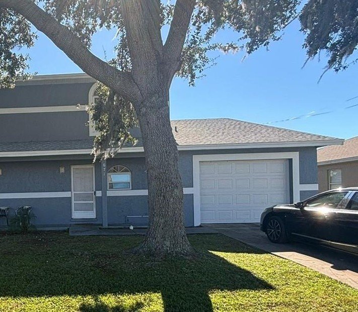 KISSIMMEE Townhome: 671 ROYALTY CT