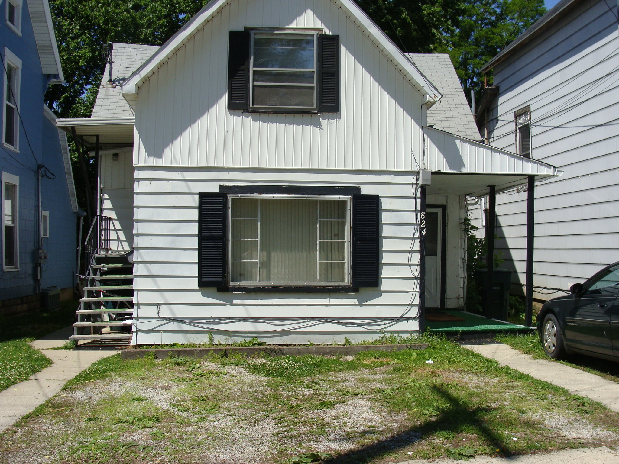 Muncie Apartment: 824 W. Main Street Apt B