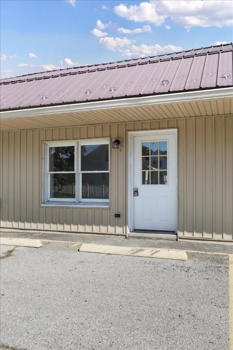 Biglerville Apartment: 185 N Main Street