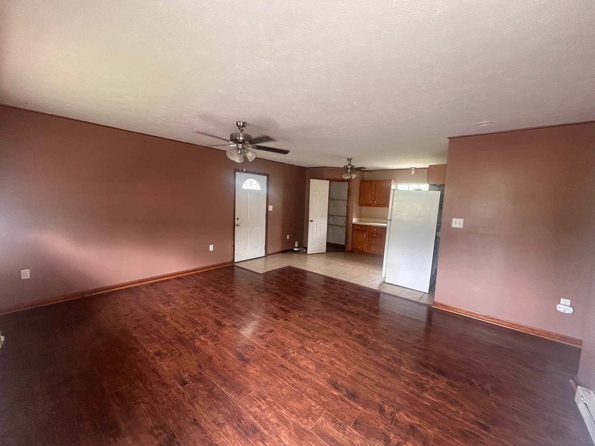 Augusta House: 13728 Northwestern Pike