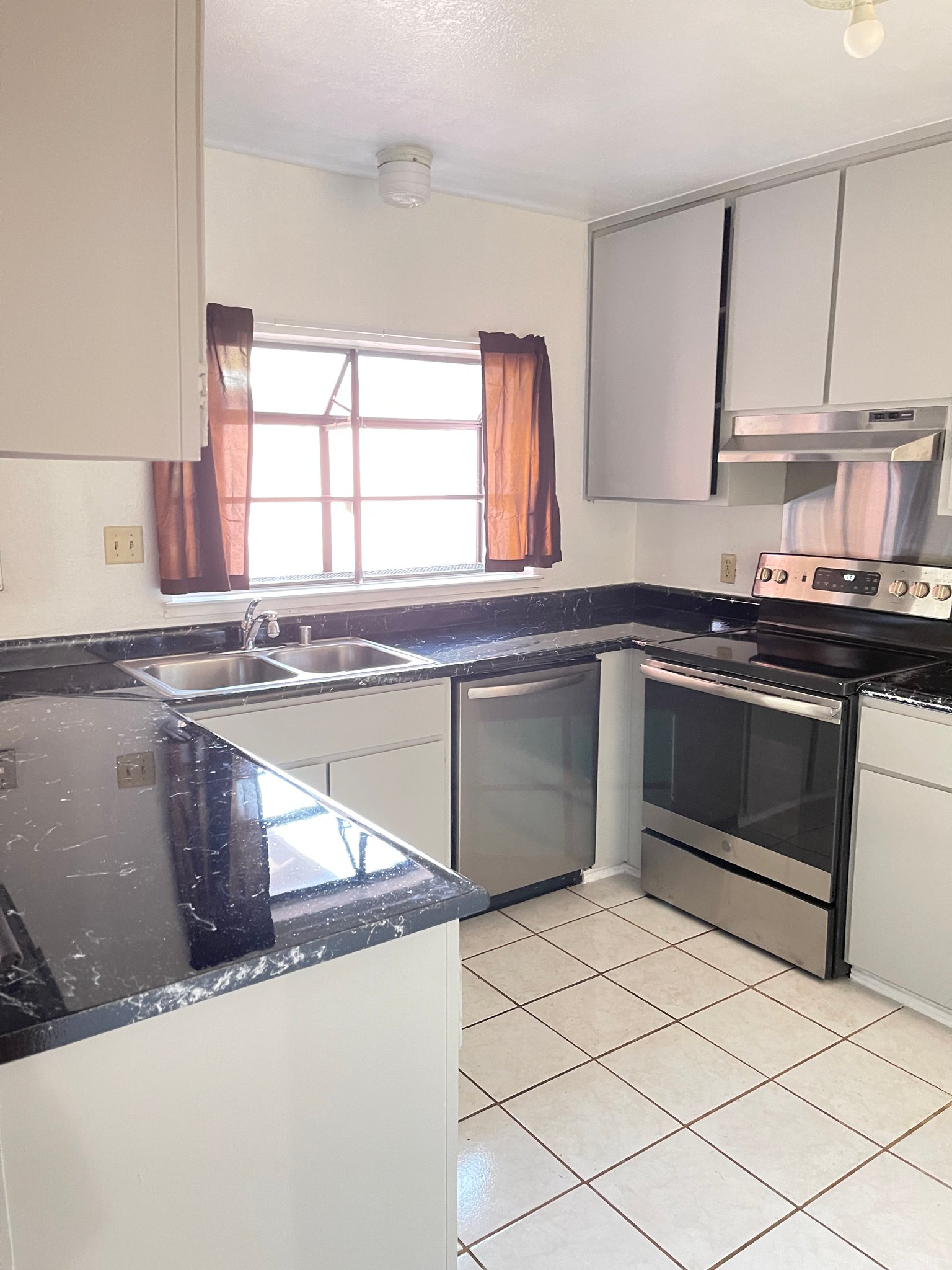 Stockton Townhome: 2582 Gareth Cir