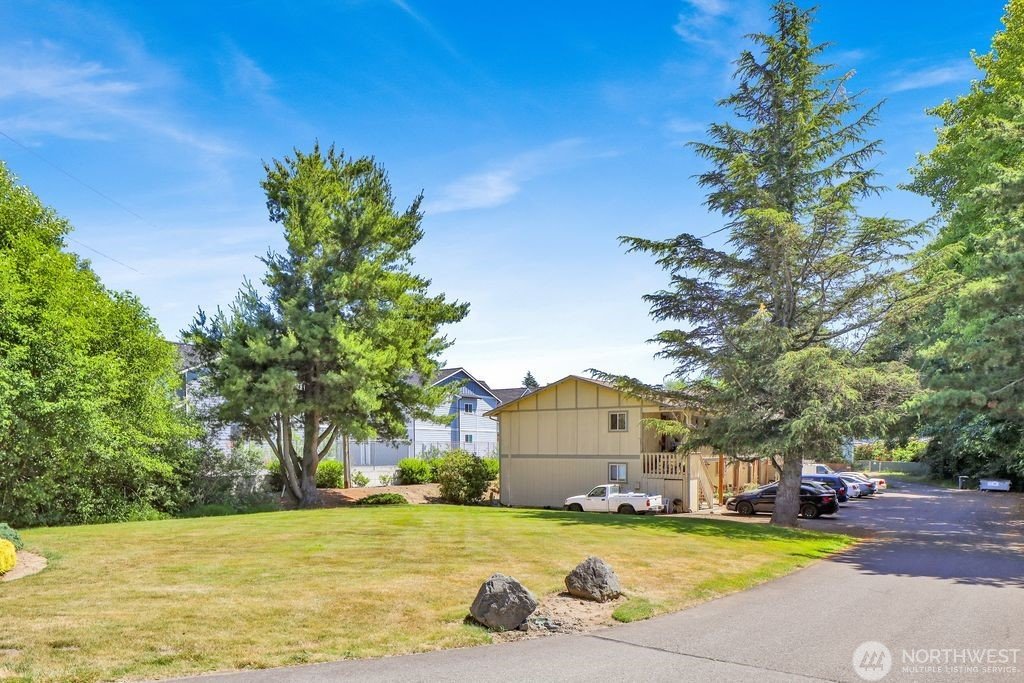 Ferndale Apartment: 2333 Main Street