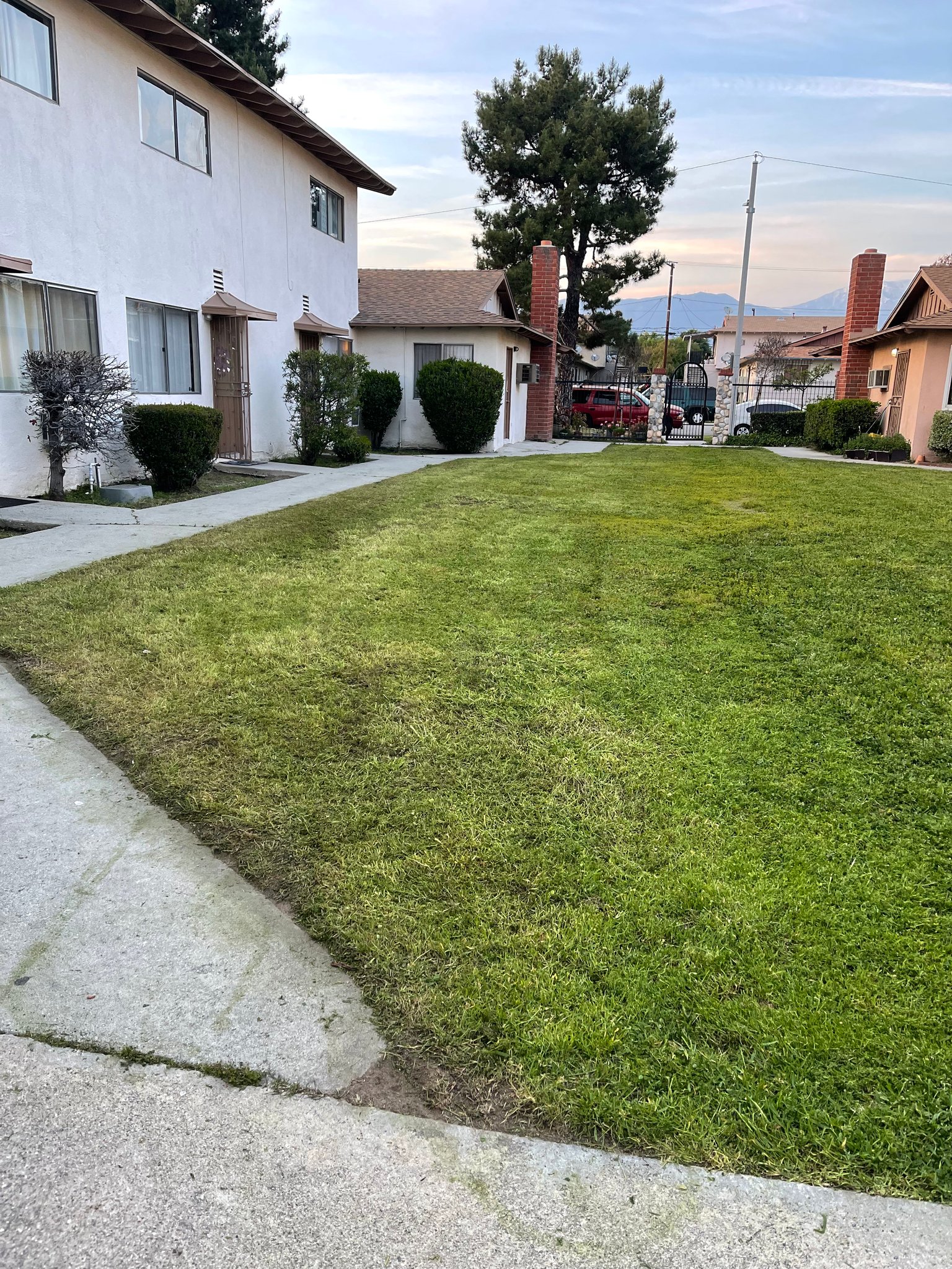 Montclair Townhome: 4575 Canoga St