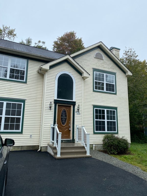 Tobyhanna House: 9472 Juniper Dr