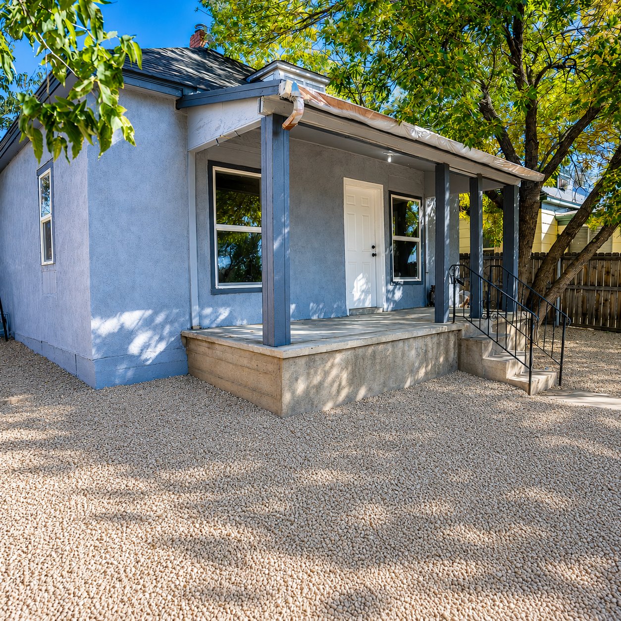 Pueblo House: 1507 W 17th St