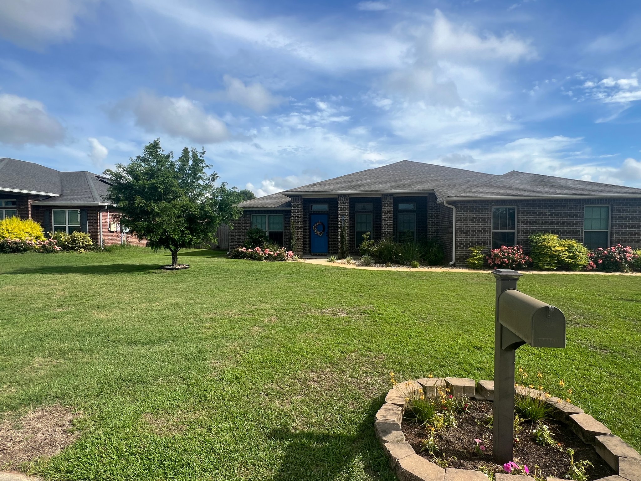 Pace House: 5506 Mill Race Cir