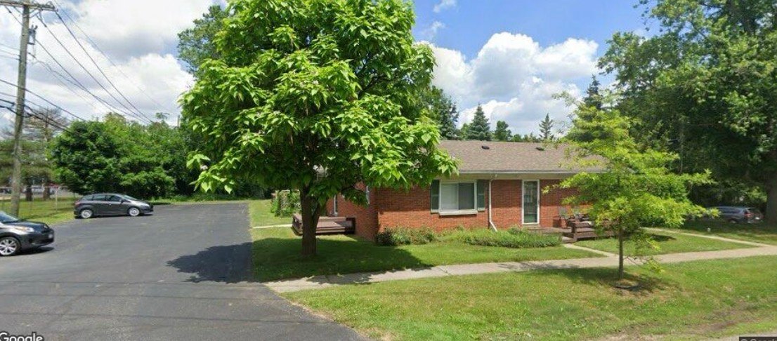 Walled Lake Condo: 307 Ladd Rd