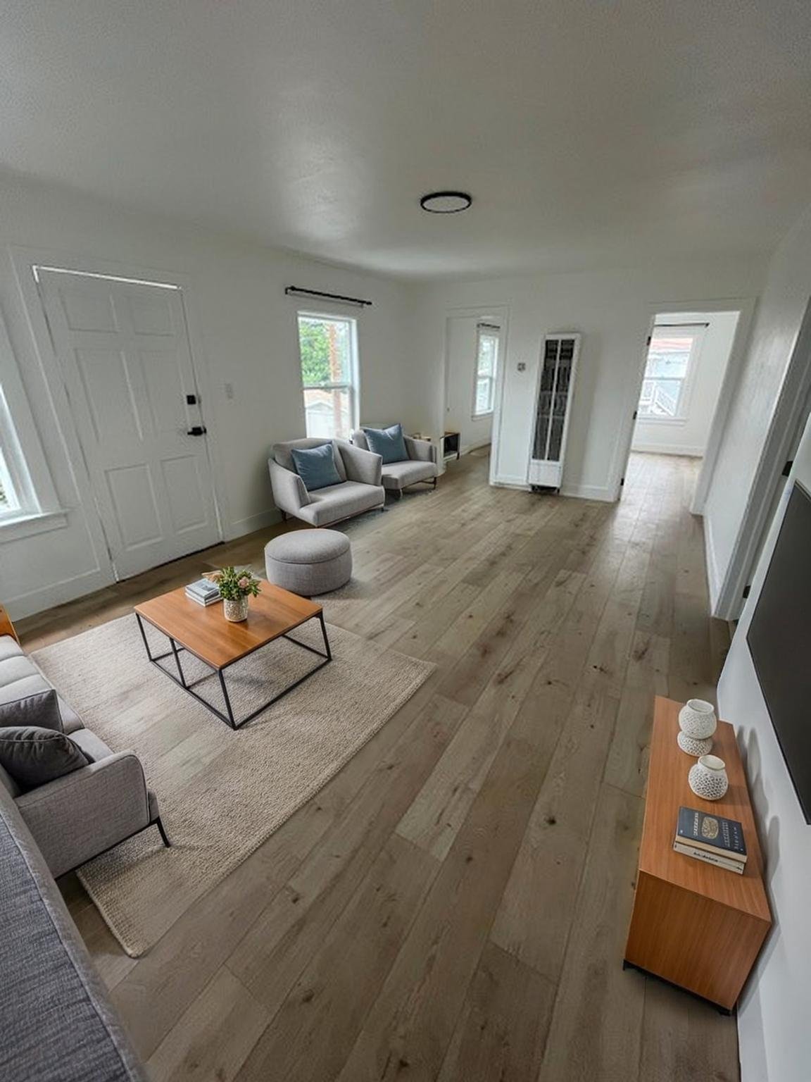 Anaheim Townhome: 109 1/2 Alberta