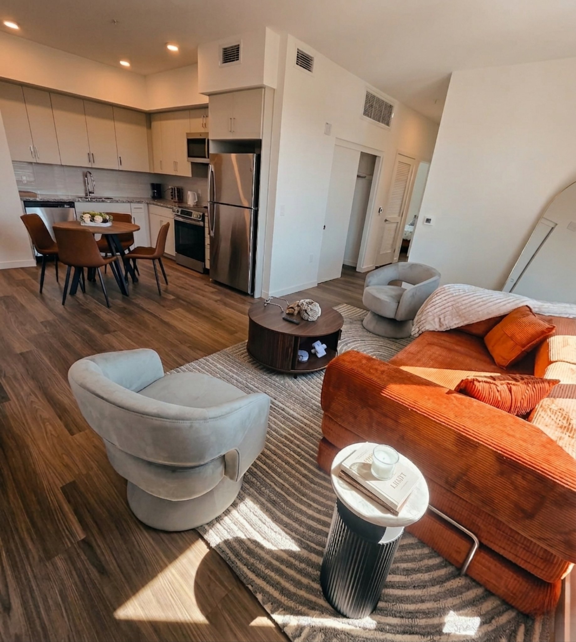 Northridge Apartment: 18900 Parthenia St