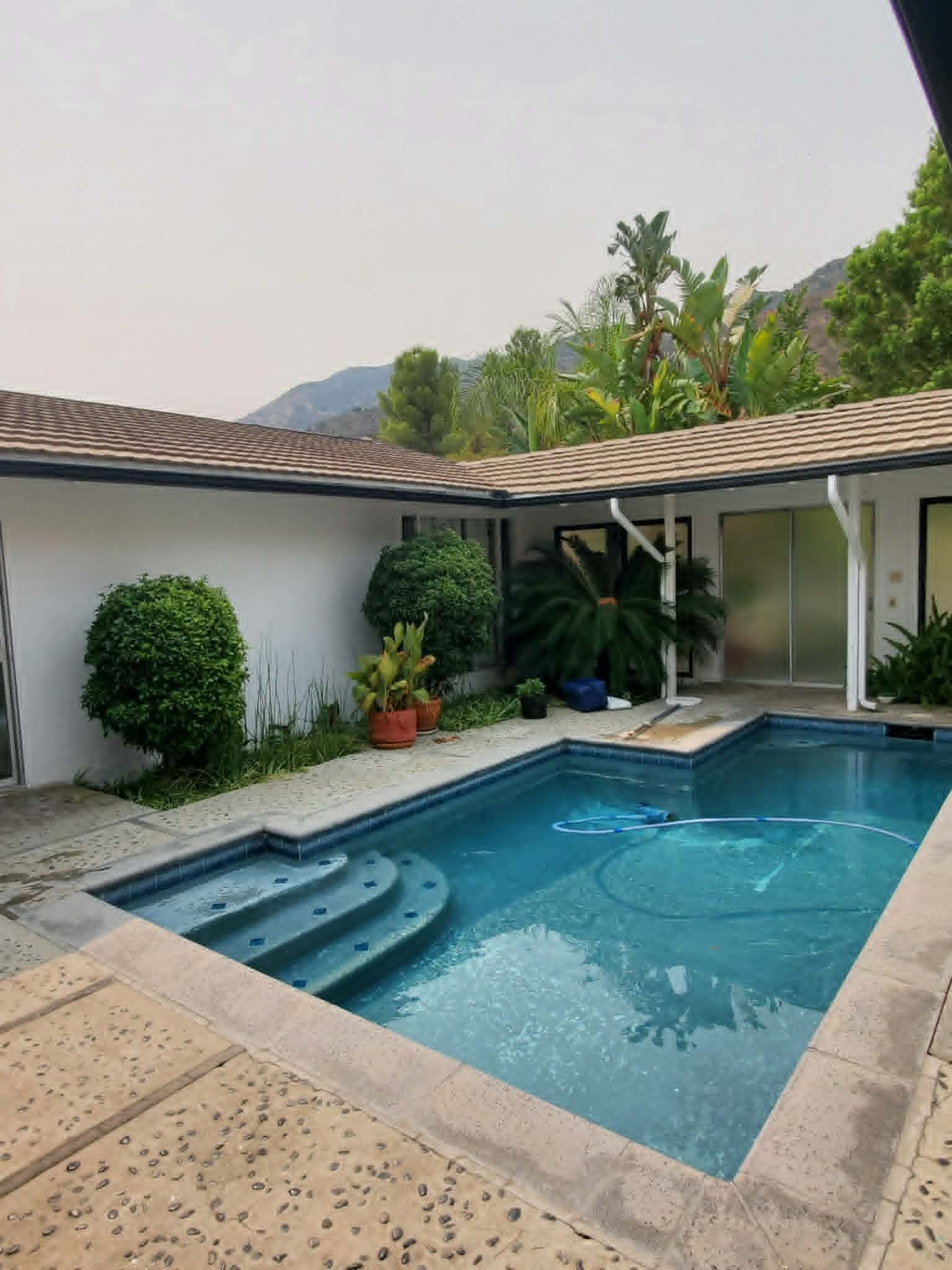 Lake Elsinore Townhome: 15198 Darnell Dr