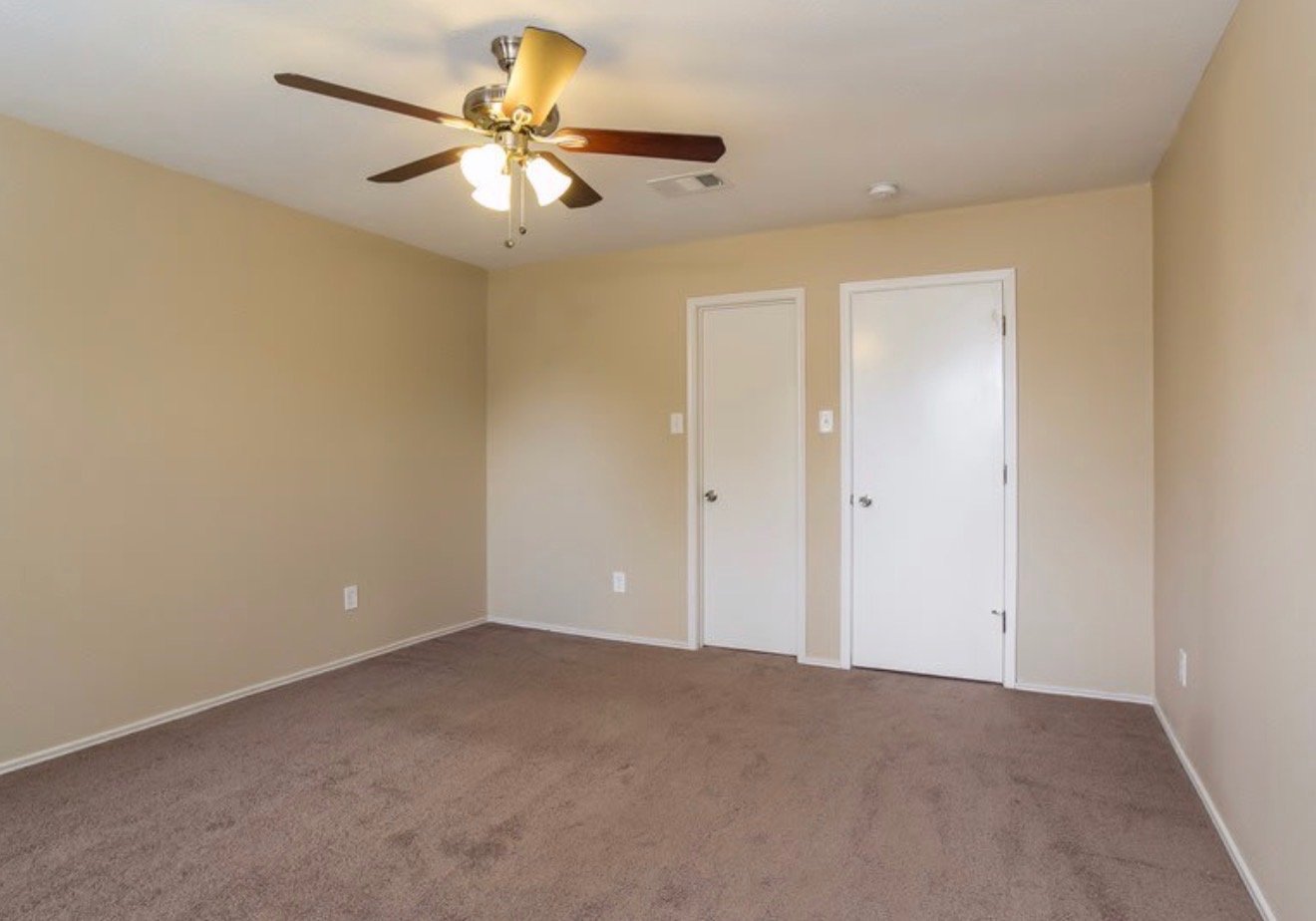 Houston Townhome: 7134 Cheshire Park Rd