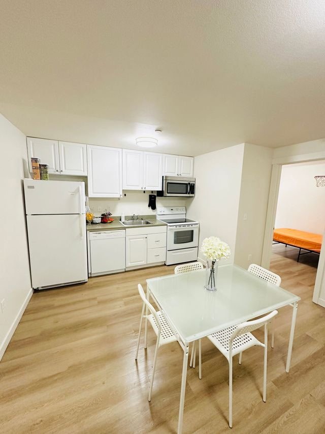 Seattle Single Room: 4215 9th Ave NE