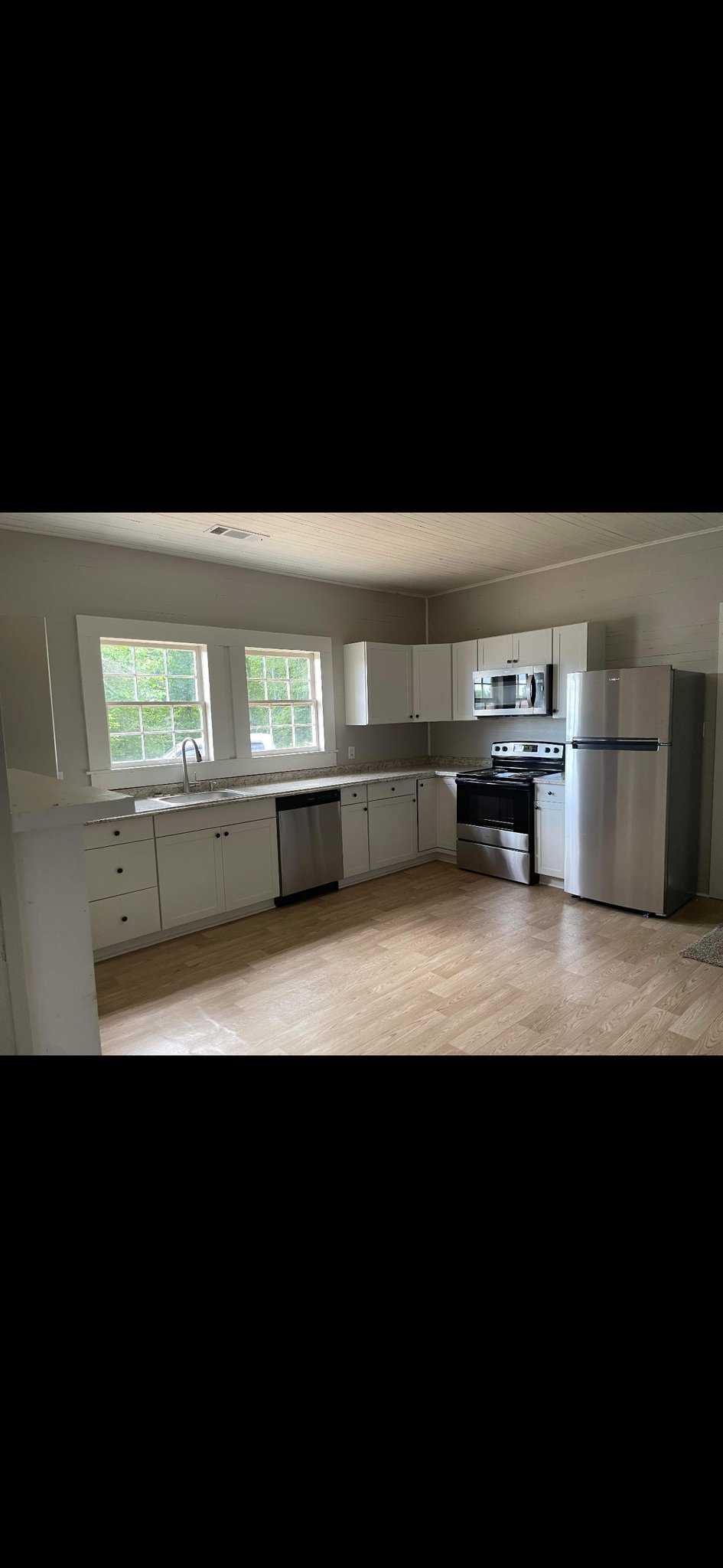 Ball Ground House: 515 Northridge Road