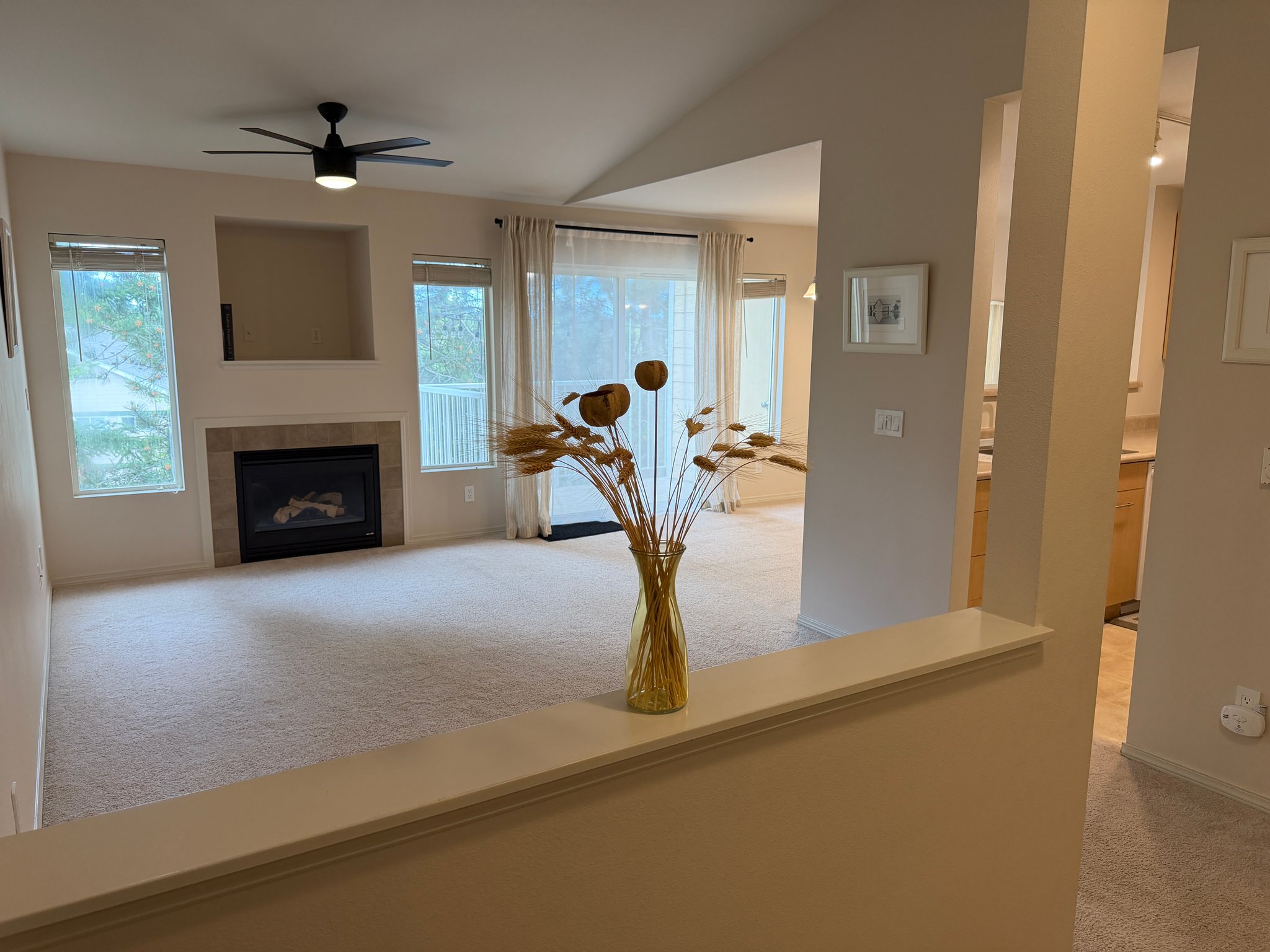 Sammamish Condo: 710 240th Way SE