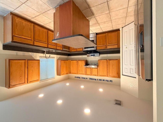 Boynton Beach Townhome: 2789 S Evergreen Circle