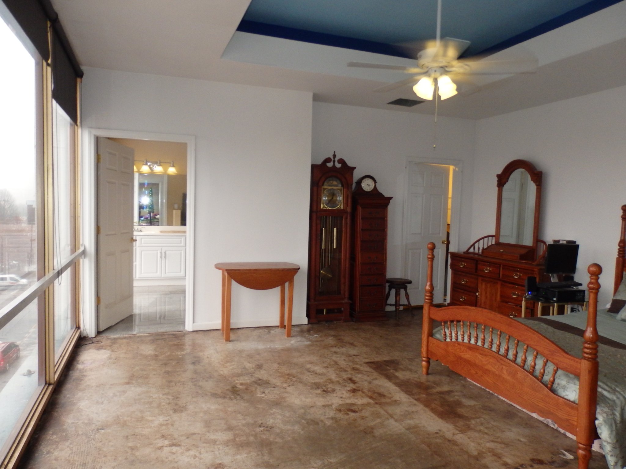 East Point Single Room: 1612 W Cleveland Ave