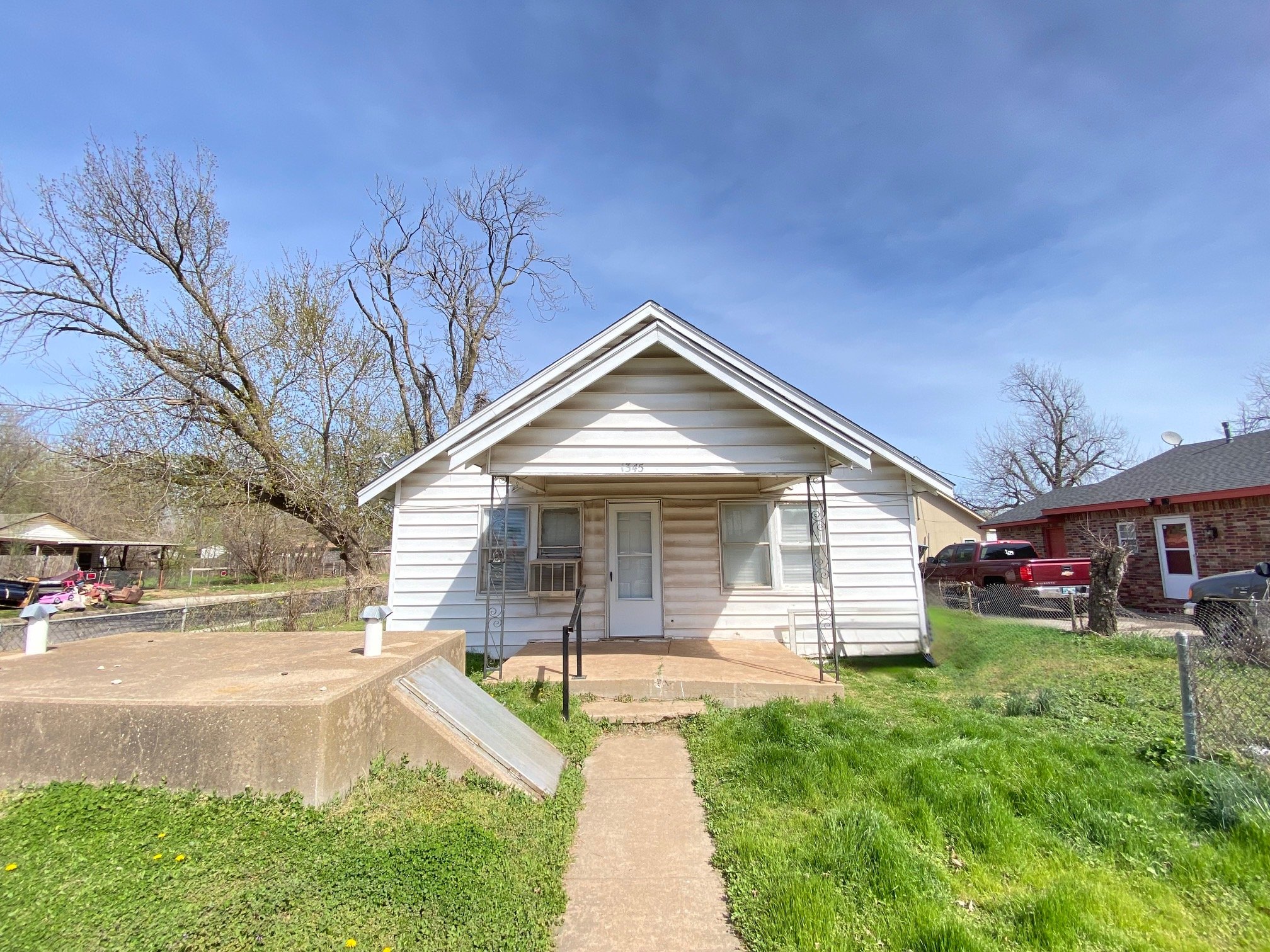 Oklahoma City House: 1345 SW 27th St