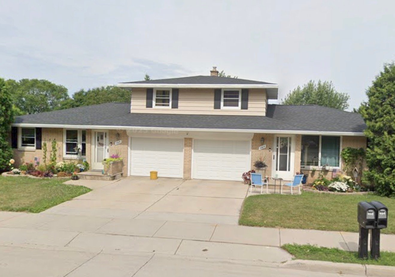 Green Bay Multiplex: 464 Bader St