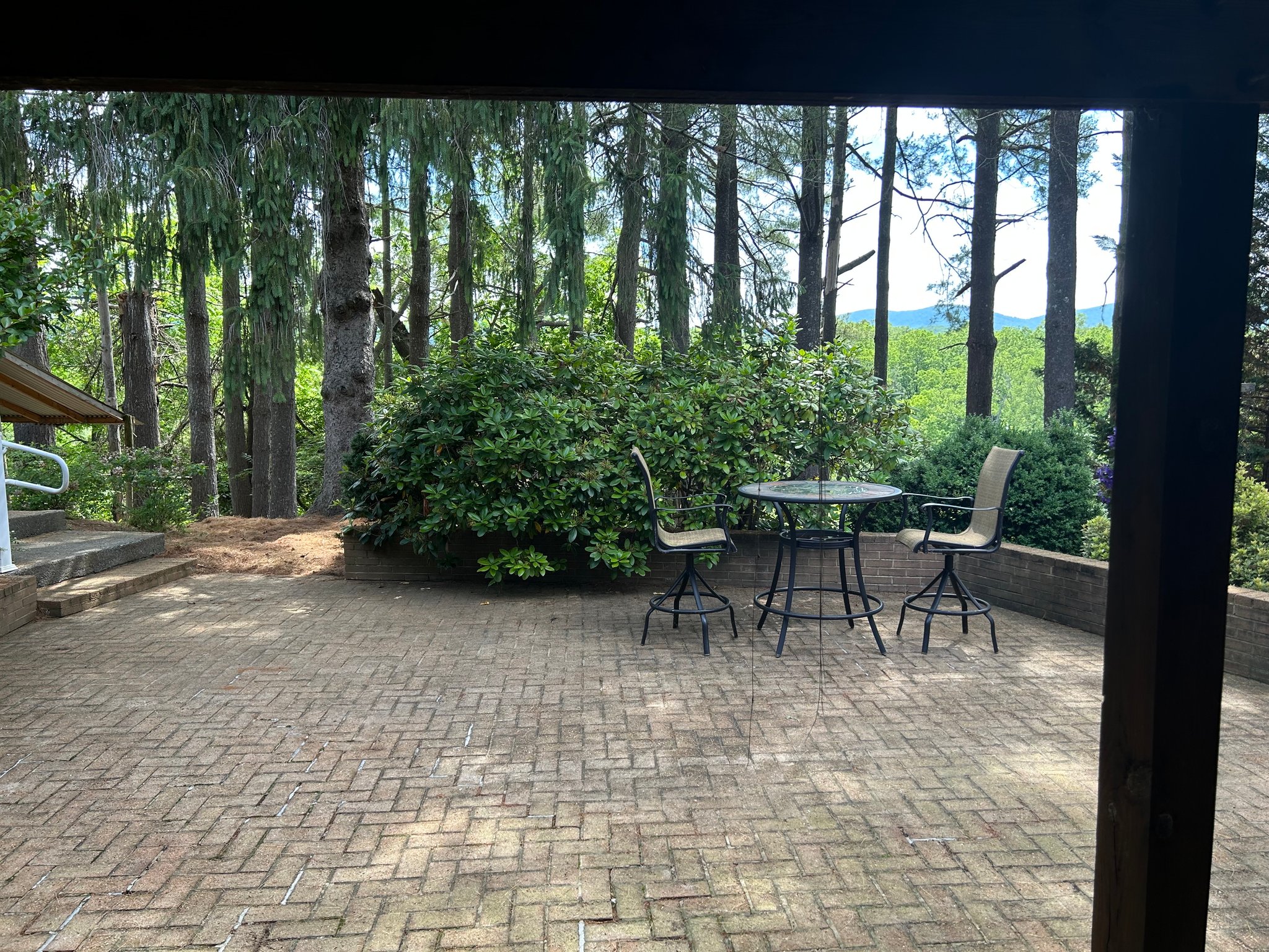 Waynesboro House: 1541 Duke Rd