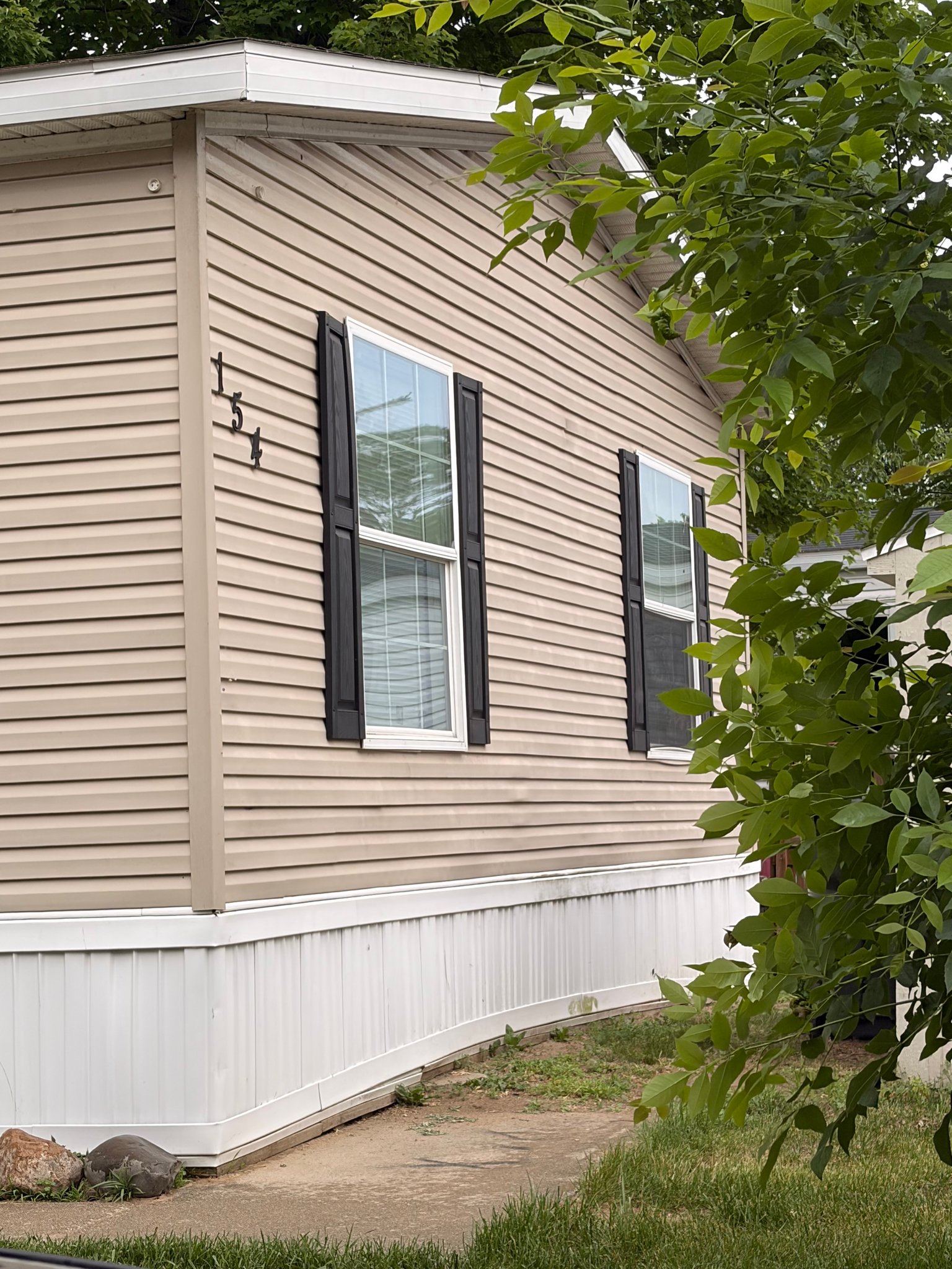 Oxford House: 154 Humphrey Dr
