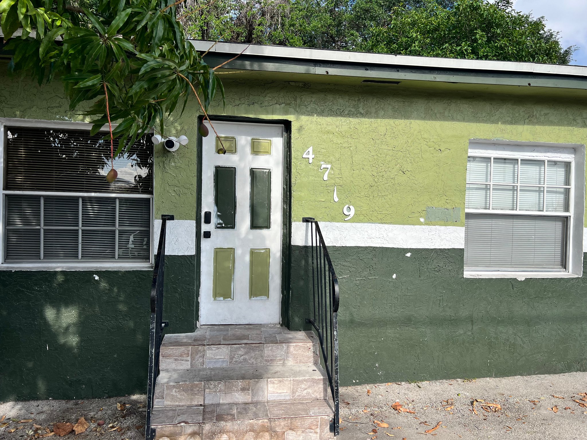 Miami Multiplex: 4719 NW 32nd Ave