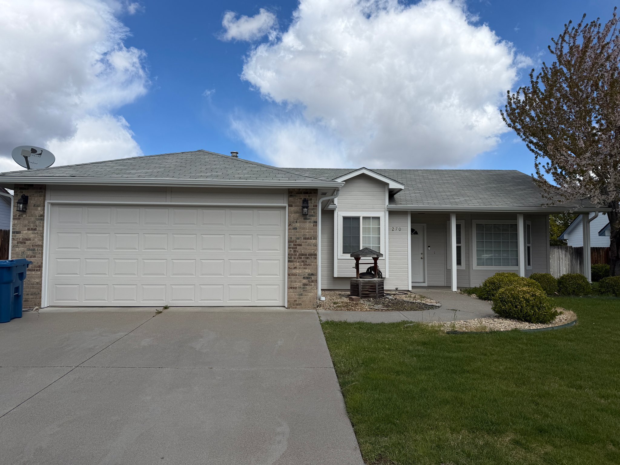 Mountain Home House: 270 E 15th N