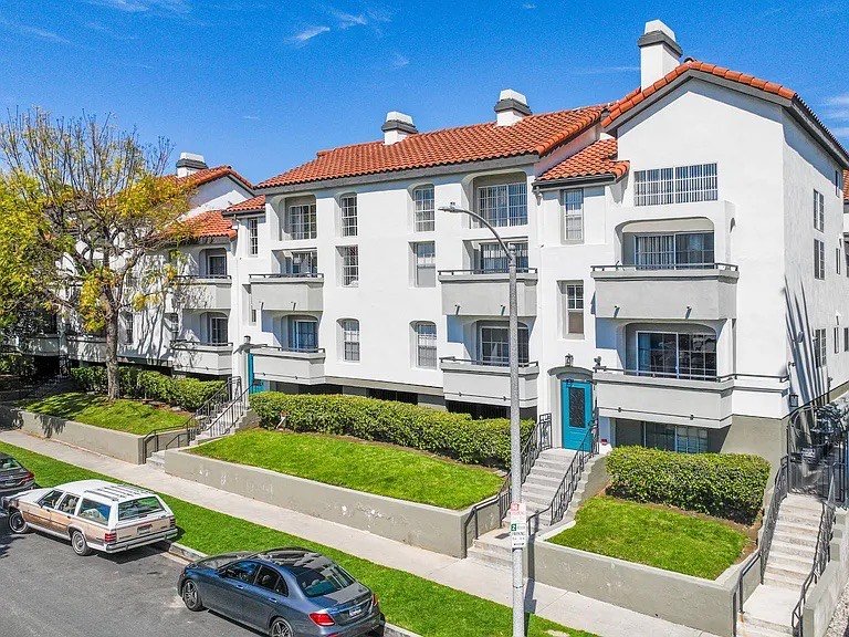 Los Angeles Apartment: 960 N. Alfred Street - 103 Los Angeles, CA 90069