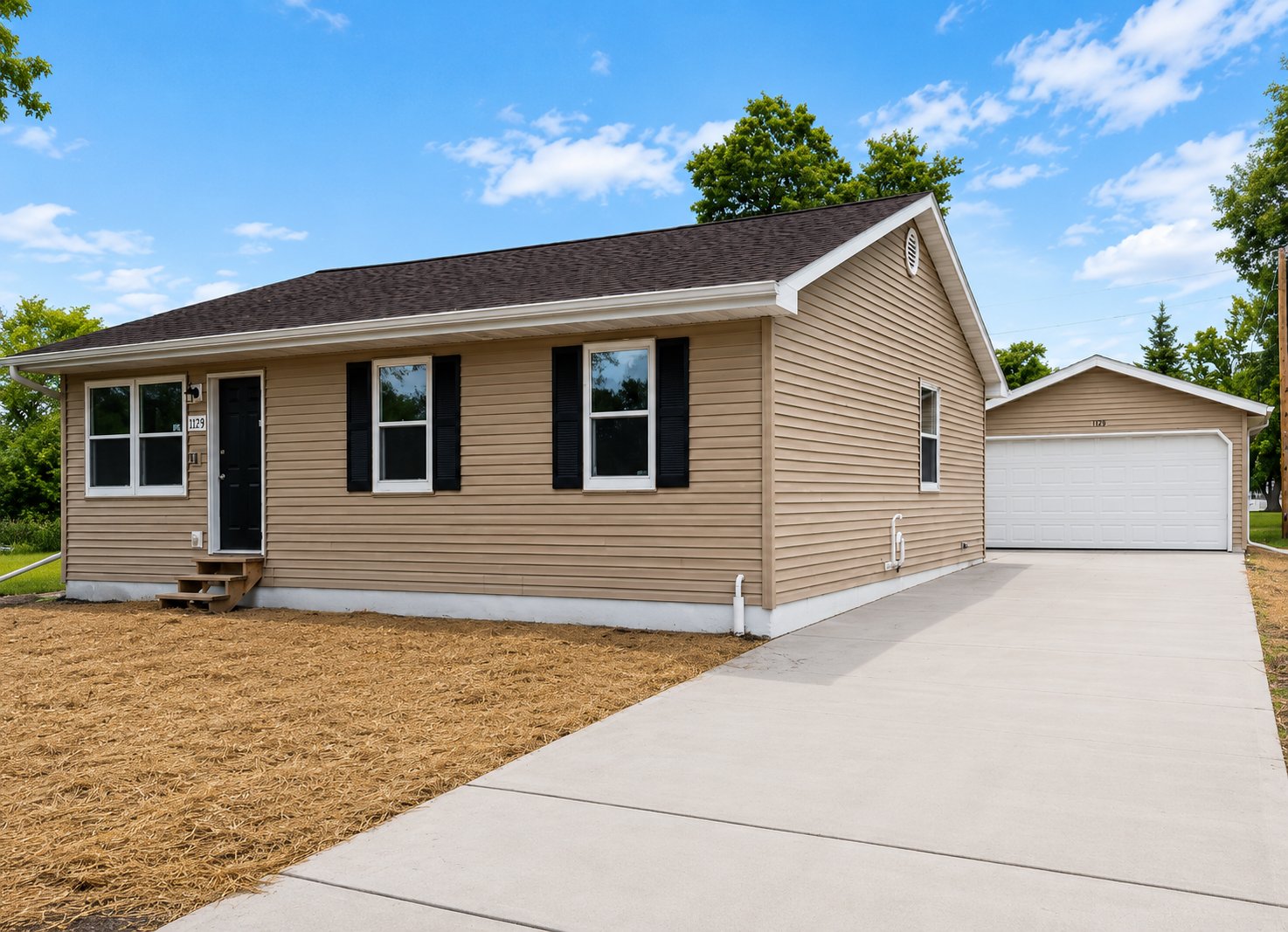 Green Bay House: 1128 Lyndon St