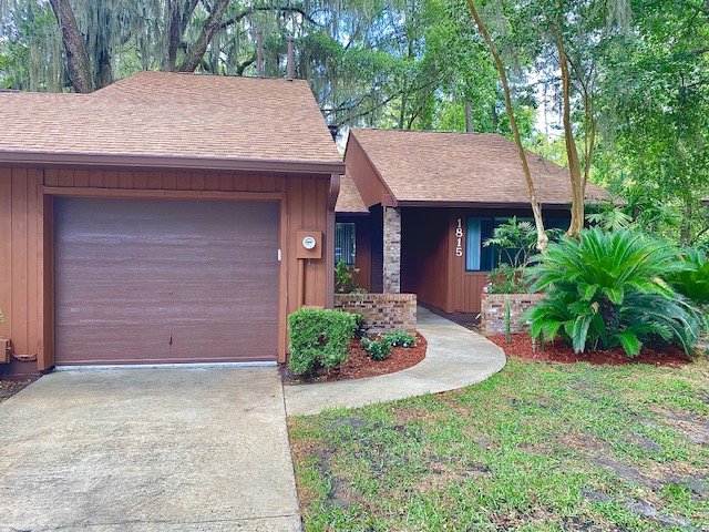 Gainesville Townhome: 1815 NW 41st Ave