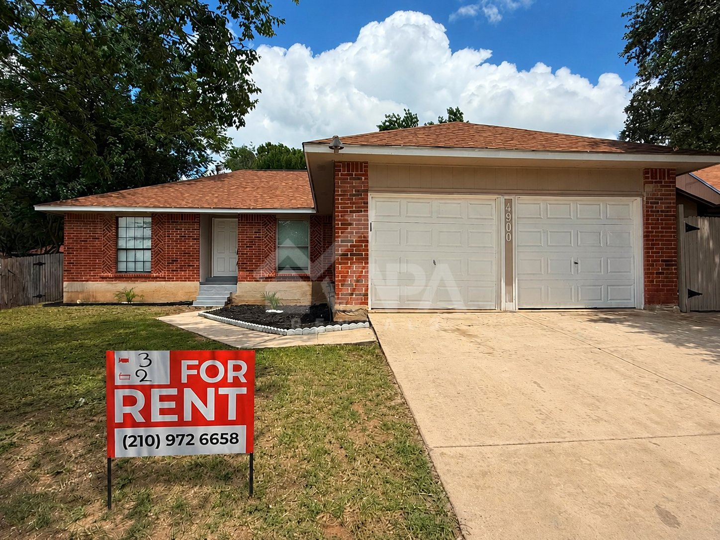 San Antonio House: 4900 Timber Trace St