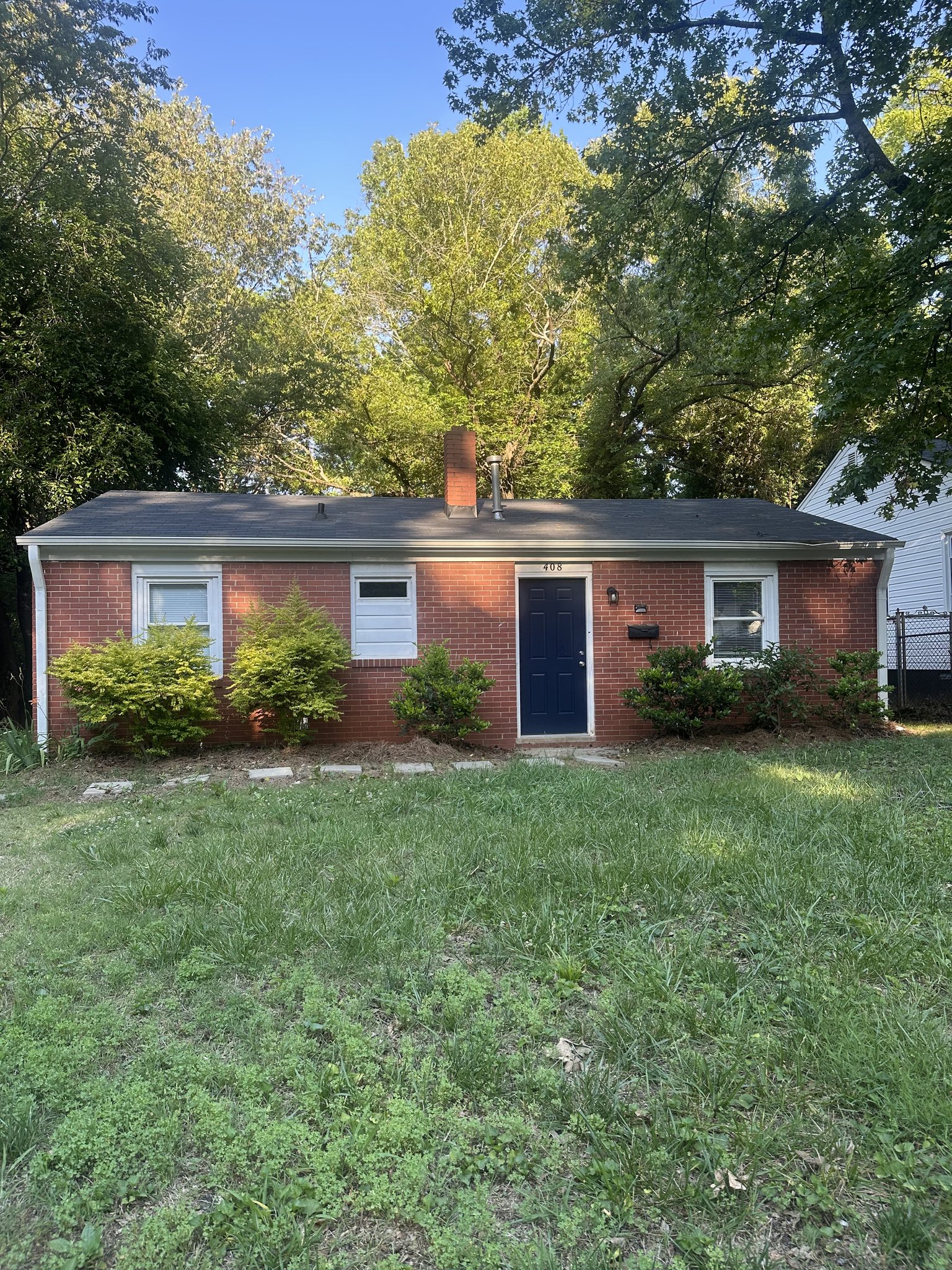 High Point Single Room: 408 hobson rd