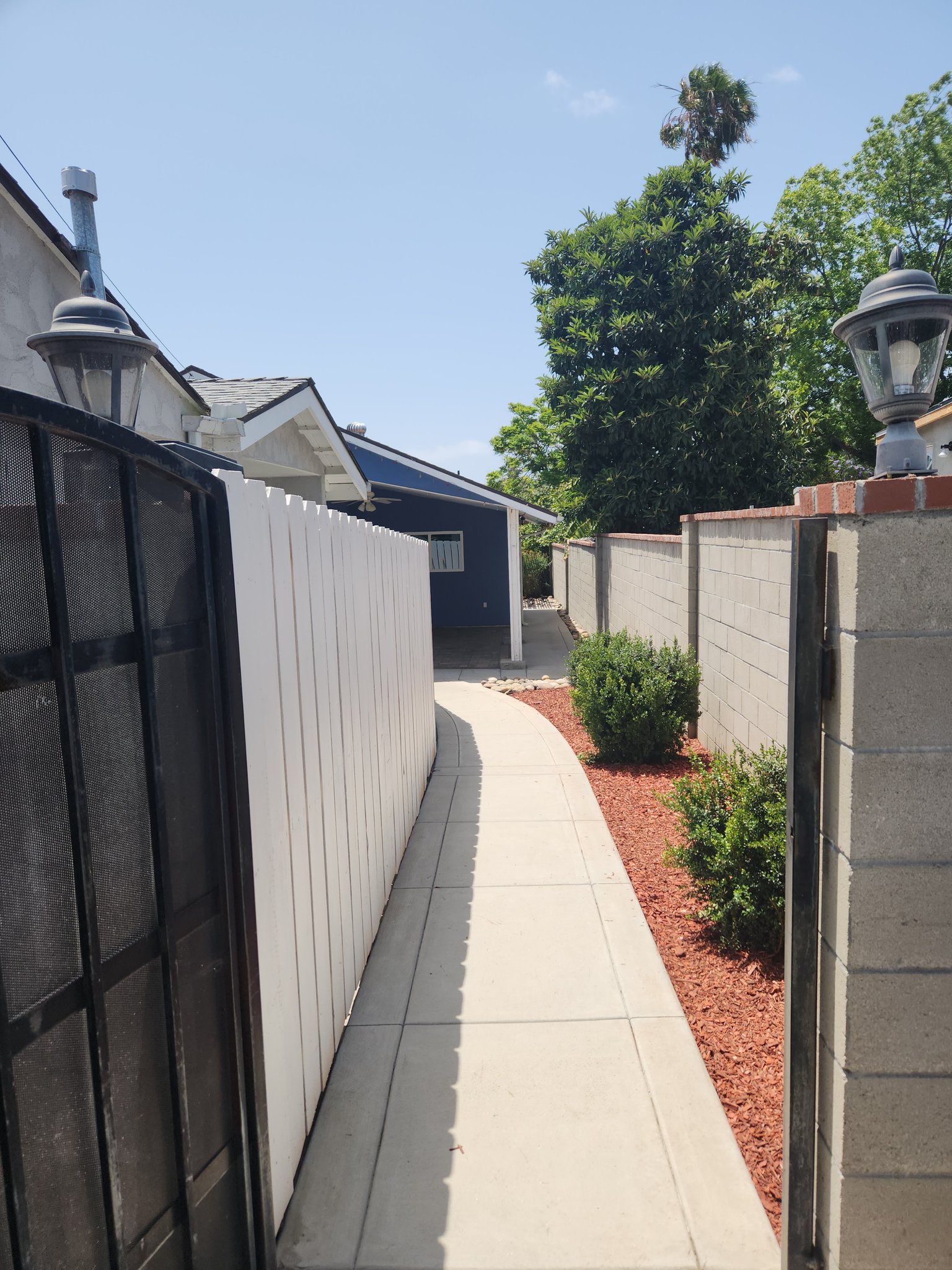 Lemon Grove House: 3038 Washington St