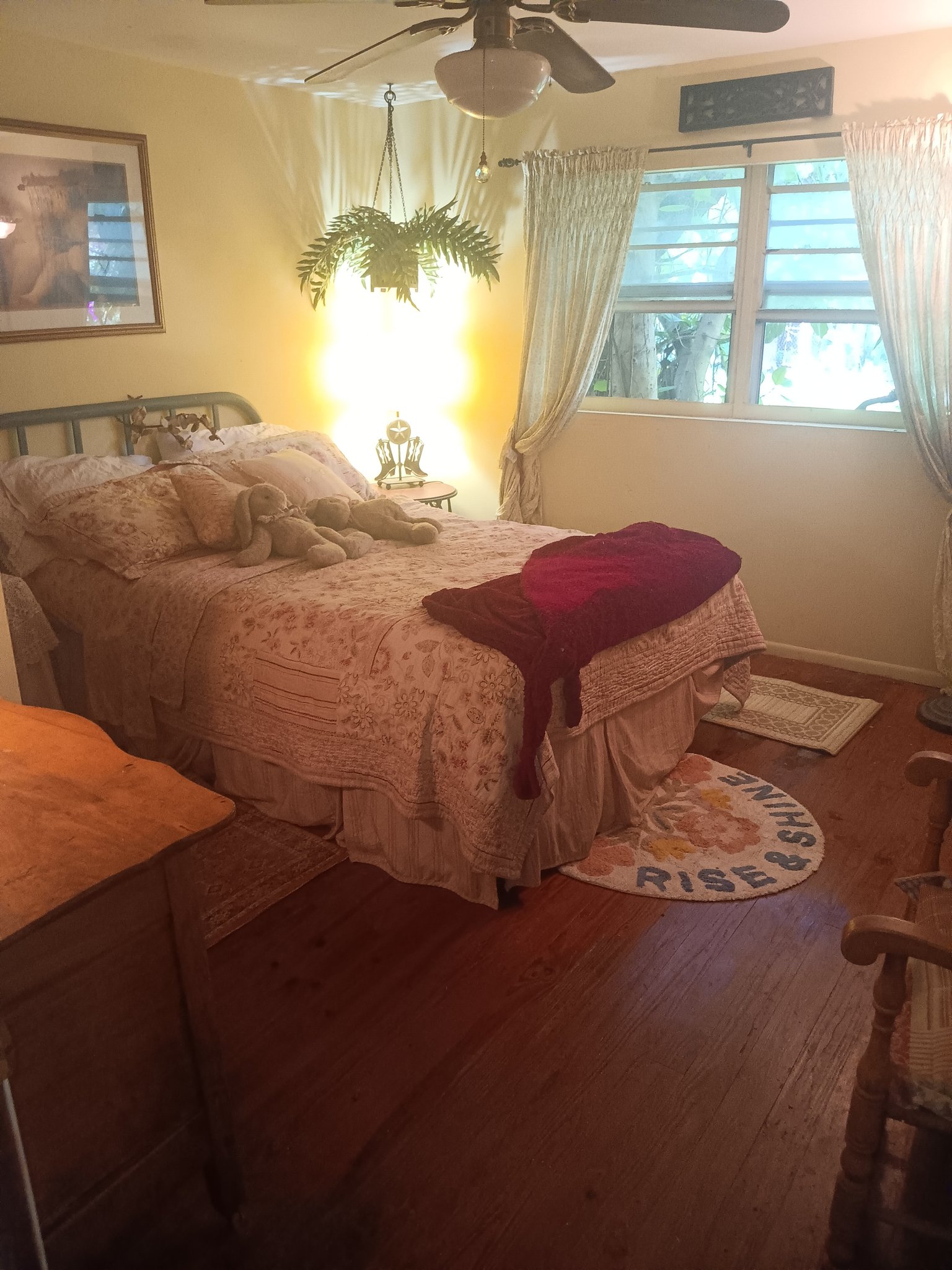 Apopka House: 250 N New Hampshire Ave