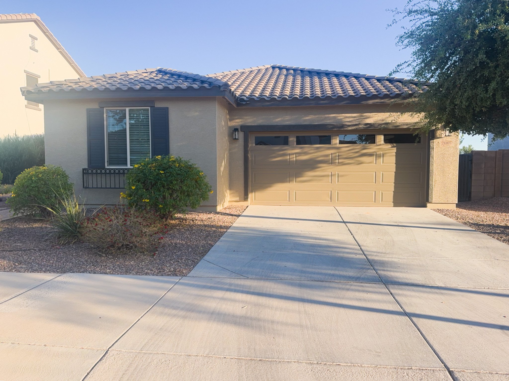 Queen Creek House: 21005 E Pecan Ln