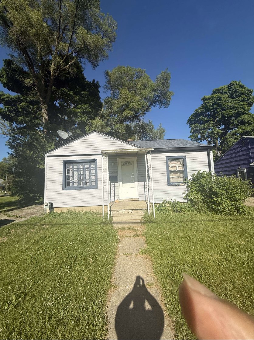 Flint House: 5210 Dupont St