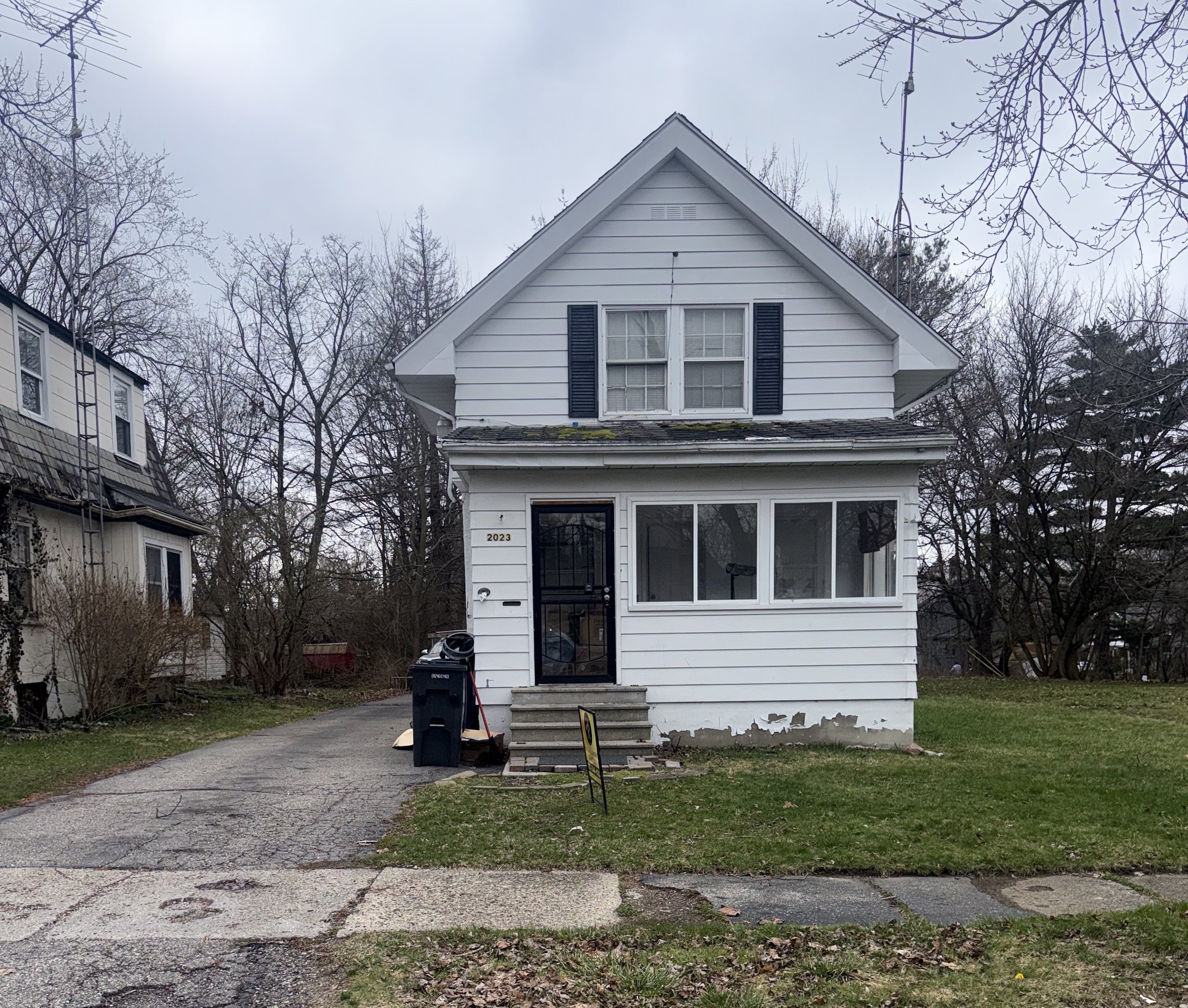 Flint House: 2023 Cadillac St
