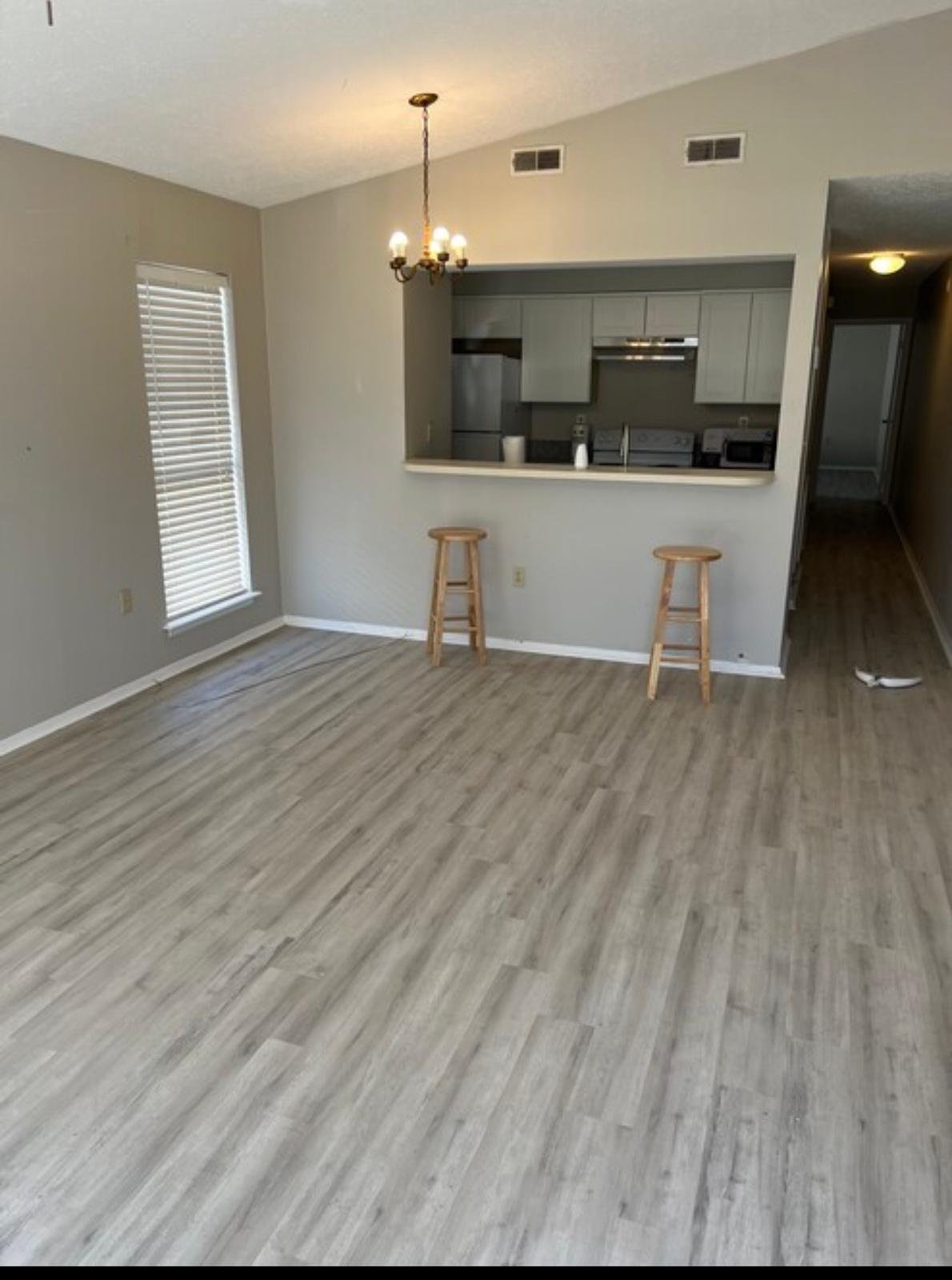 New Roads Townhome: 750 Hospital Rd