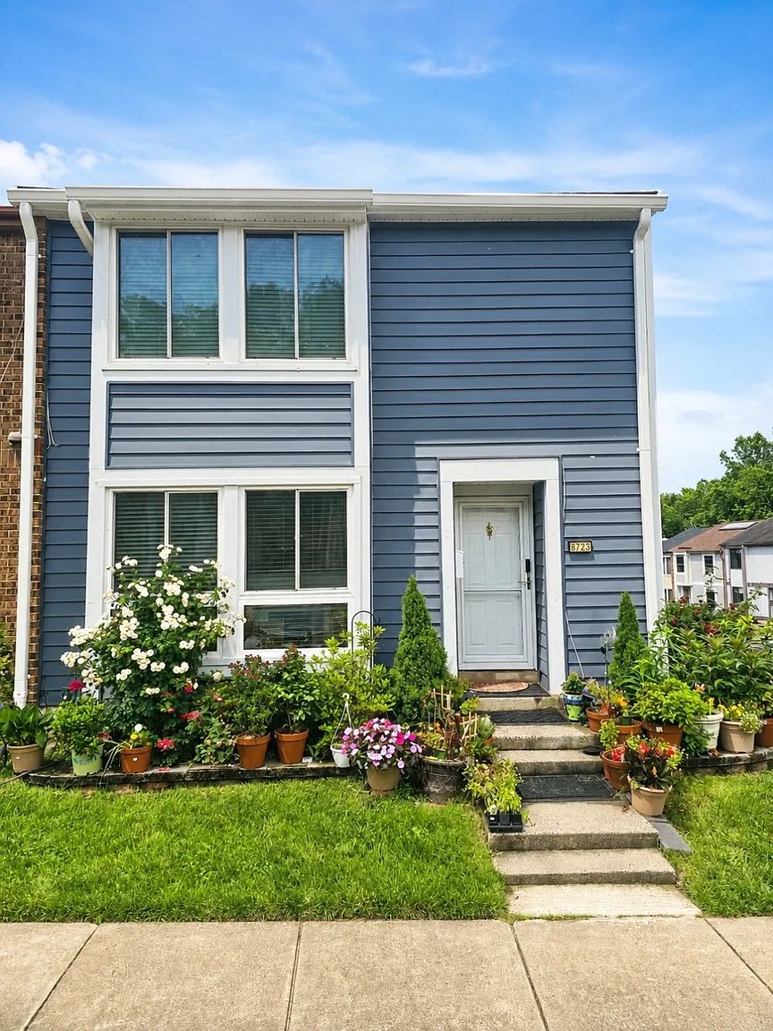 Springfield Townhome: 8723 RIDGE HOLLOW CT