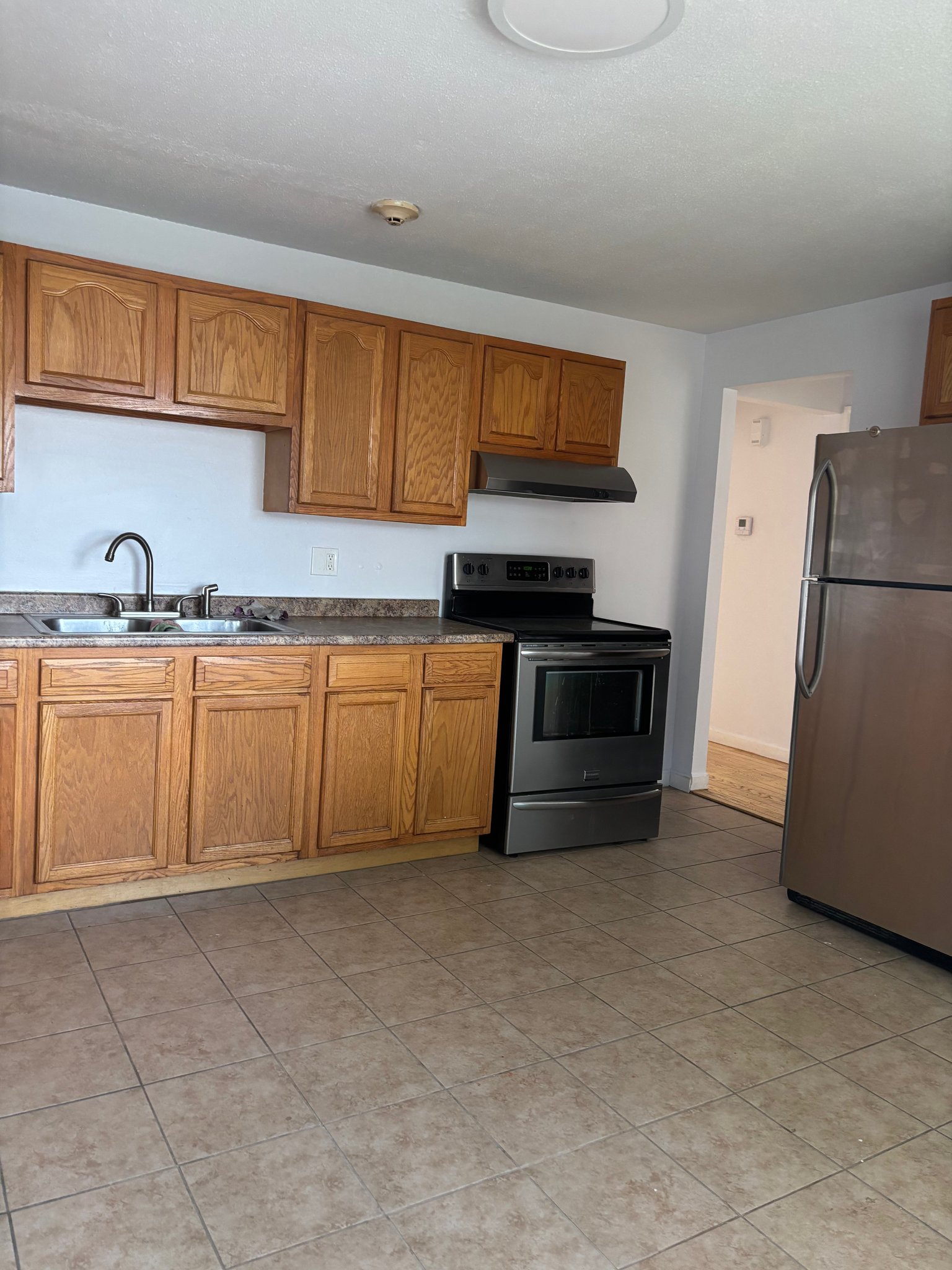 pawtucket Apartment: 258 Columbus Ave