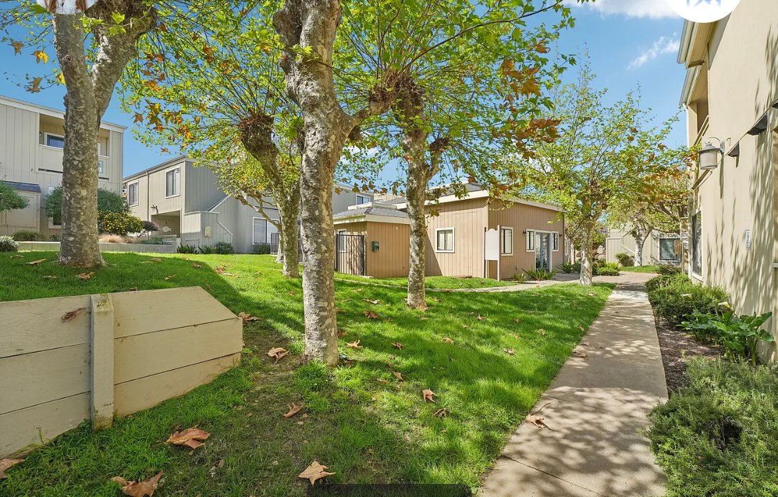 Monterey Condo: 820 Casanova Ave