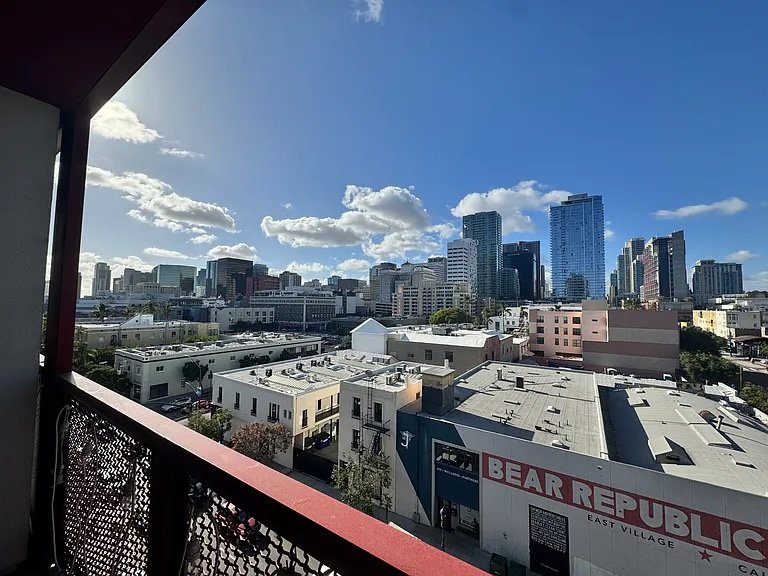 San Diego Condo: 875 G St