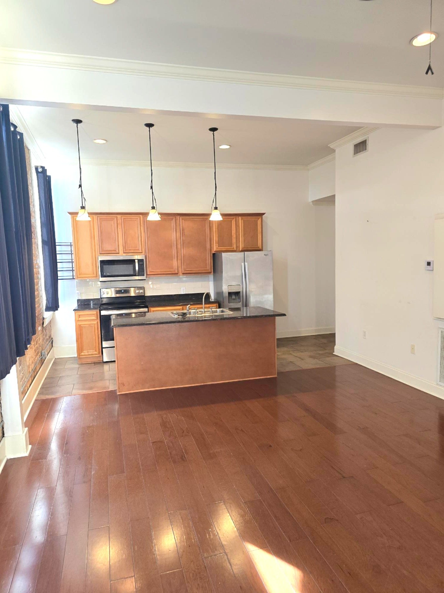 Columbus Apartment: 519 Main Street Apt 1