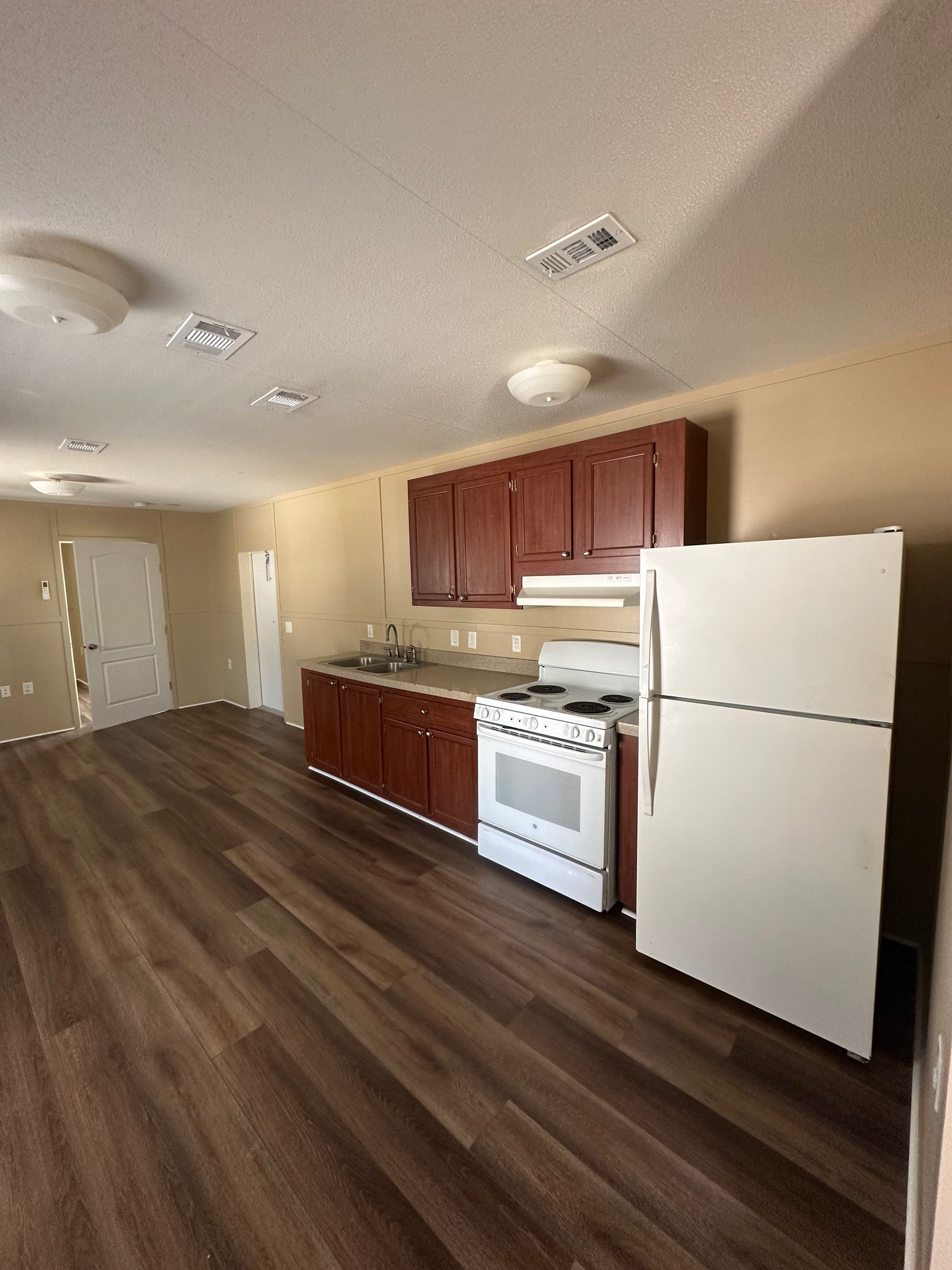 Denham Springs Other: 7775 Florida Blvd
