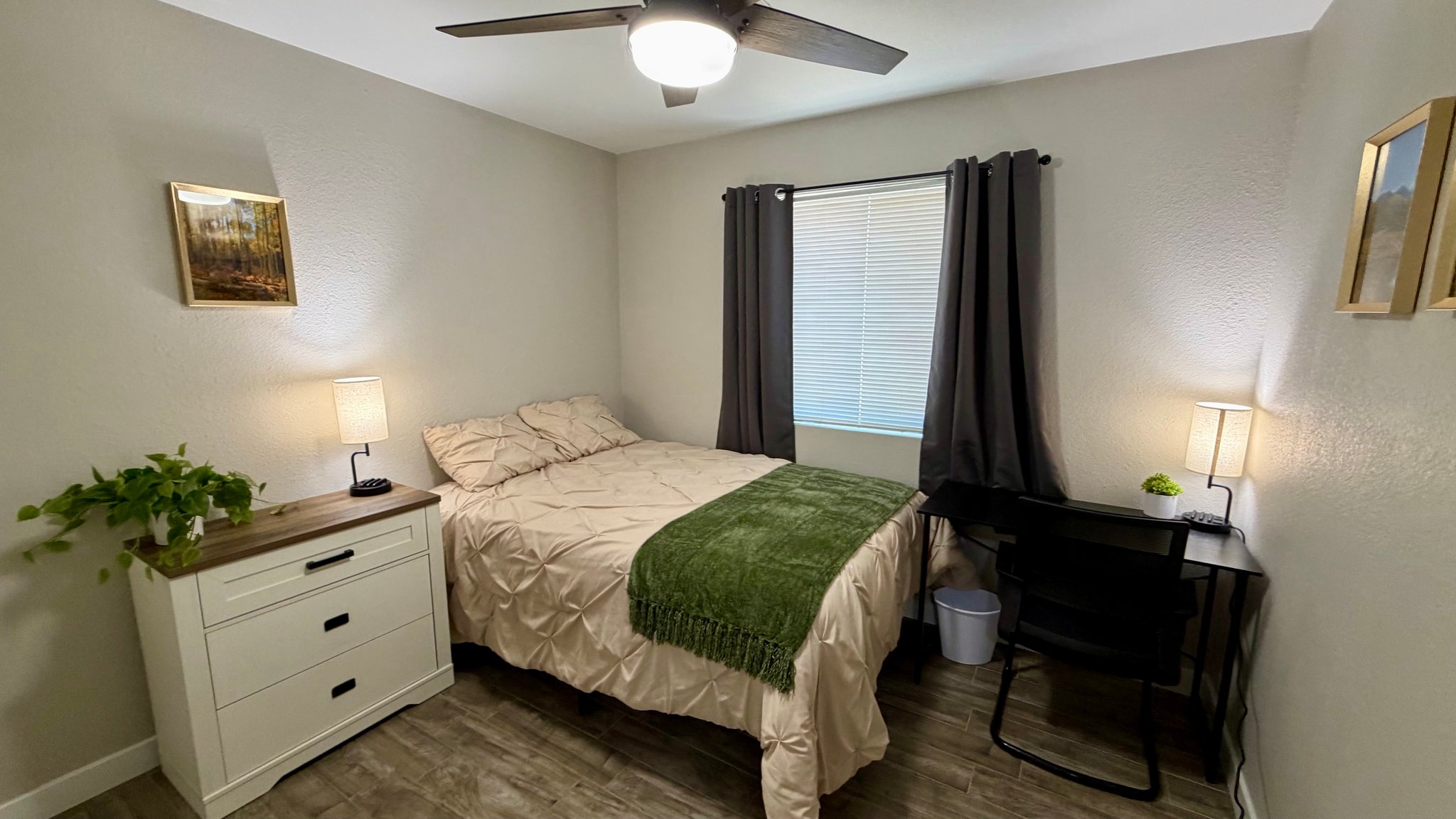 Phoenix Single Room: 3757 W Joan de Arc Ave