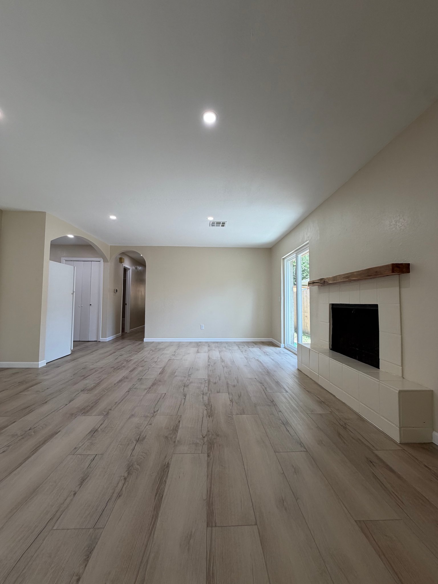 Norman Multiplex: 4209 Willowisp Dr